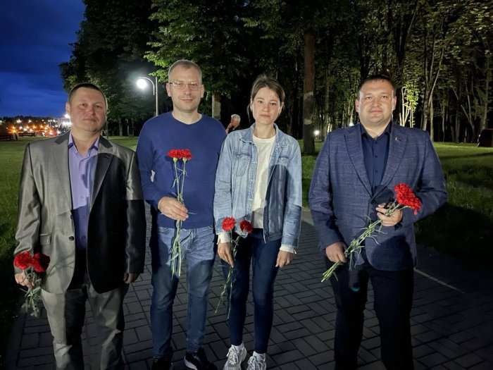22 июня в 4 часа утра на Кургане Бессмертия в Лиде прошёл митинг-реквием
